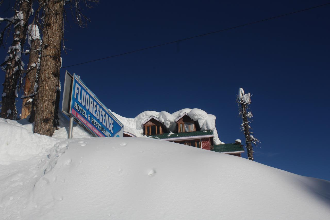 Fluorescence Hotel And Restaurant Gulmarg Exterior foto